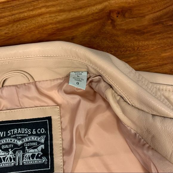 SIZE L LEVI’S JACKET - Picture 4 of 16